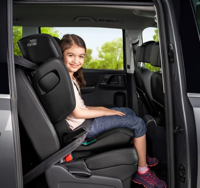 BRITAX RÖMER Siège Auto KIDFIX M i-SIZE Évolutif et Durable Cosmos Black